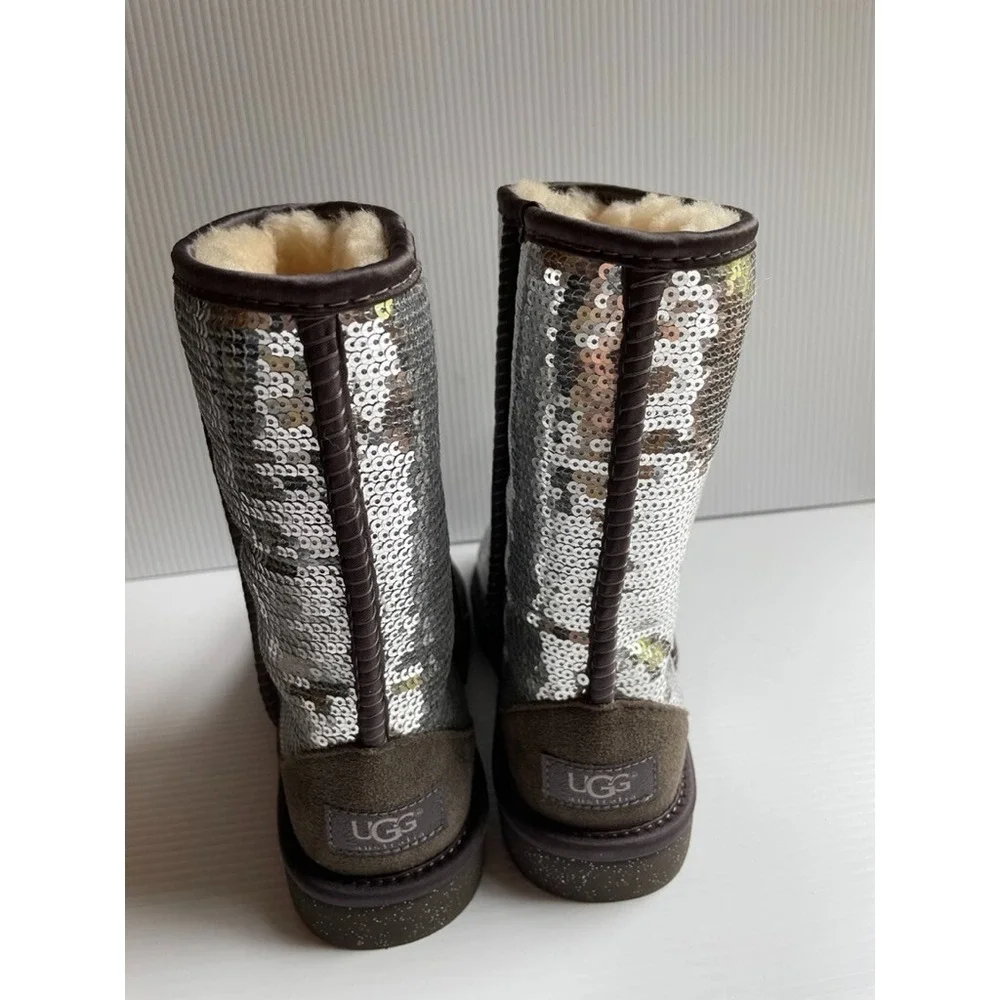 UGG 1006739 Silver Classic Short Womens Sequins Boots Rare Size US 6 NWOB